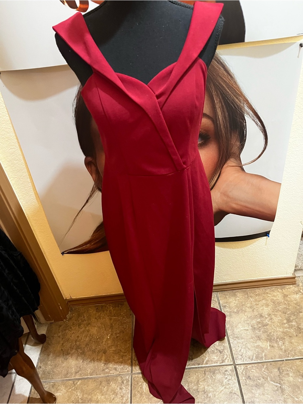 Xtraordinary Burgundy Sleeveless Formal Maxi Dress